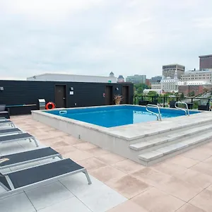 Le 908, Suberbe Neuf Avec Piscine Apartment