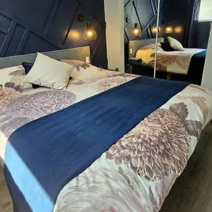 Le Calvados Apartment